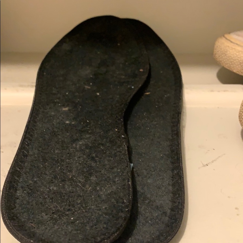 Shoes - Picture 6 of 6